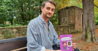 Bischoffsheim. Claqué au sol : de collégien en Alsace à professeur de banlieue, Axel Ruch met son quotidien en BD