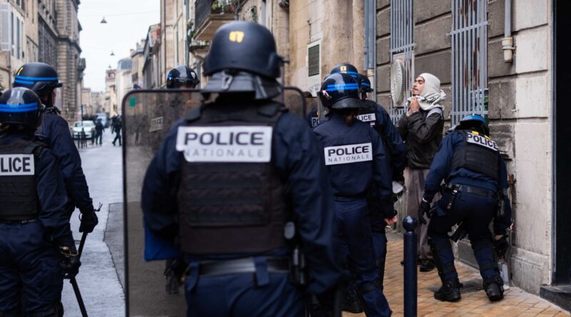 Blocages du 10 septembre : 199 interpellations "dont 99 gardes à vue" à Paris, annonce la procureure Laure Beccuau sur RTL