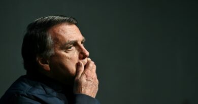 Brésil: le destin de Bolsonaro entre les mains de la Cour suprême