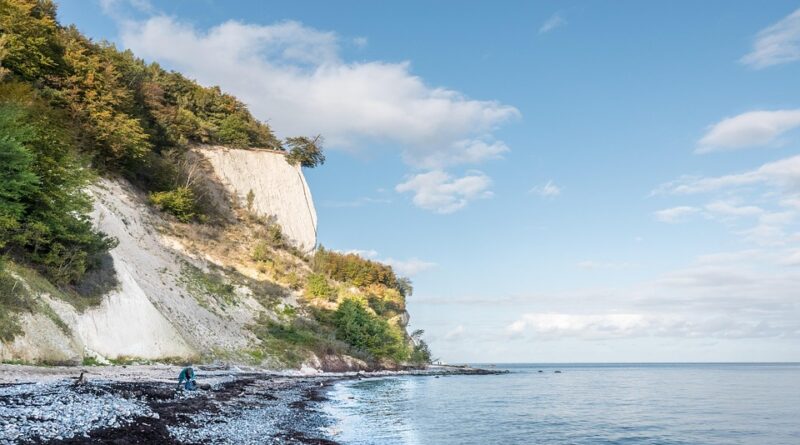 Corse, Ajaccio, Bastia, mountain, beach, sea, cliff, village, maquis, landscape