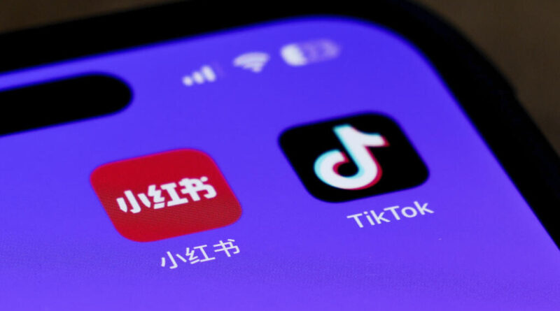 Chine: le réseau social Xiaohongshu, connu sous le nom de RedNote, sanctionné par les autorités