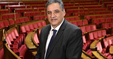 Christophe Proença, député du Lot, écrit à Léon Gambetta : une lettre ouverte pour défendre la République