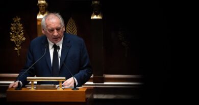 Chute du gouvernement Bayrou : on est allé à la rencontre des Français