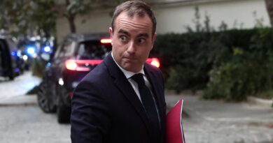 Combien de temps Lecornu peut-il rester à la tête d’un gouvernement démissionnaire ?