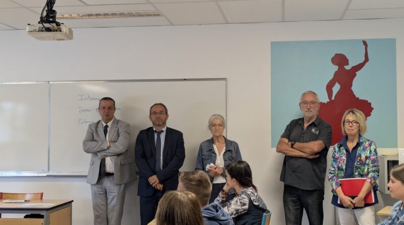 Dans ce petit collège des Cévennes, le partenariat avec le centre équestre permet d’attirer des élèves