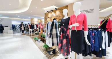 Disparue il y a 4 ans, cette marque de mode adorée des Françaises fait son grand retour et va rouvrir des boutiques