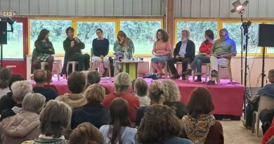 E brezhoneg - Dans les Monts d'Arrée, des agriculteurs et des habitants s'organisent pour acquérir des terres - ici