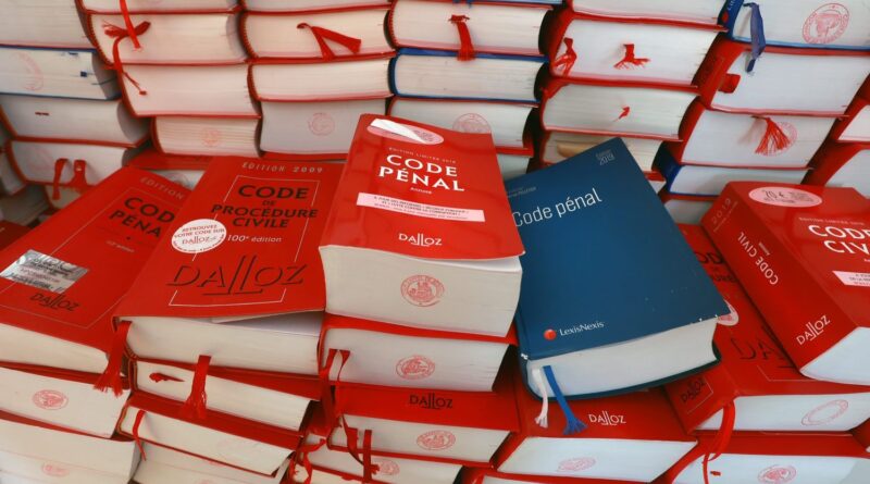 ENQUETE. Suicide, arrêts de travail, "management brutal"… Le grand malaise des salariés de la maison Lefebvre Dalloz