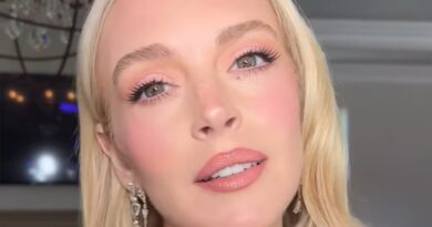 "Elle vieillit à l'envers" : à 39 ans, Lindsay Lohan fait réagir