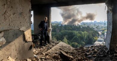 En direct, guerre en Ukraine : après l’attaque aérienne massive de l’armée russe sur Kiev,  Volodymyr Zelensky dénonce « un crime délibéré et une prolongation de la guerre »
