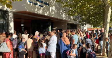 Entre larmes et euphorie, les élèves insulaires de retour sur les bancs de l'école