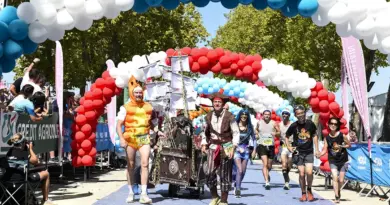 Entre vignes et déguisements : le Marathon du Médoc 2025 couronne deux nouveaux rois
