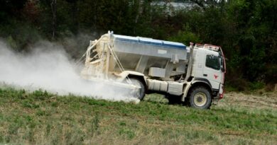 Exposition aux pesticides : avant la publication d’une enquête publique, les viticulteurs prennent les devants