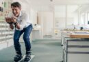 Faire du sport sans vraiment s’en rendre compte : 5 astuces discrètes pour garder la forme - ici