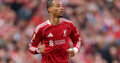 Football. Trois buts en quatre matches, une chanson en son honneur... Hugo Ekitike séduit déjà Liverpool
