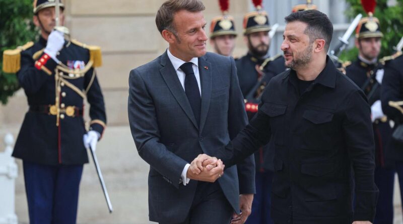 Guerre en Ukraine : invitation de Poutine, garanties de sécurité, nouvelles décisions… Macron, Zelensky et plusieurs dirigeants européens parleront à Trump jeudi
