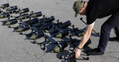 Guerre en Ukraine, jour 1297 : plus de 220 drones ukrainiens abattus, possible « erreur » de Moscou
