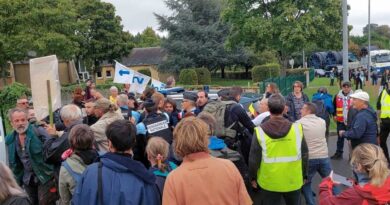Homme menotté, nouveaux manifestants : un mouvement « Bloquons tout » sous tension à Nogent-le-Rotrou