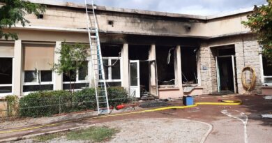 Incendie dans une école maternelle d'Annonay en Ardèche : rentrée reportée pour 88 élèves - ici