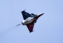 Incursion de drones russes en Pologne : la France mobilise trois Rafale pour "contribuer à la protection de l'espace aérien polonais", annonce Emmanuel Macron
