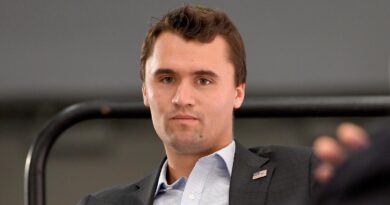 Influenceur et allié de Trump, Charlie Kirk a été tué par balle