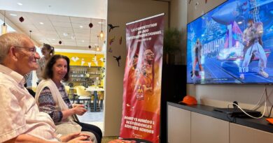 « J’aime mettre des coups de latte » : quand les seniors s’affrontent… manettes en main sur « Street Fighter »