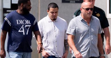 Kilmar Abrego García, expulsé à tort au Salvador par Washington, est désormais menacé d’expulsion vers l’Ouganda