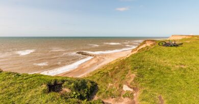 Bretagne, Rennes, Brest, coast, lighthouse, beach, village, Celtic, cliffs, landscape