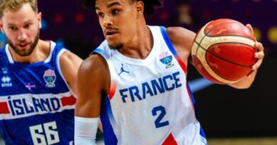 La France rayonne, Hifi brille  - ParisBasketball