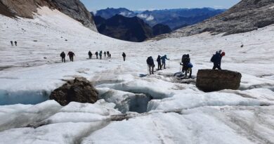 "La date de déneigement avance de 5 jours par décennie", les Pyrénées toujours un peu plus à l'épreuve du réchauffement climatique