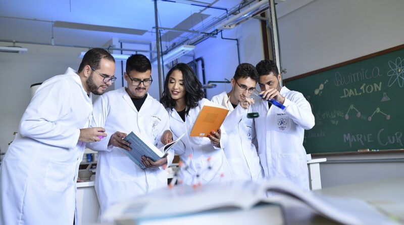 education,school,learning,student,teacher,classroom,university,books,knowledge,study