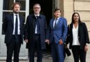 Le Parti socialiste se place un peu plus au centre du jeu de l'après-Bayrou