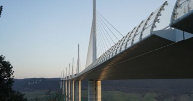 Le Viaduc de Millau s’ouvre au public gratuitement pendant les journées du patrimoine