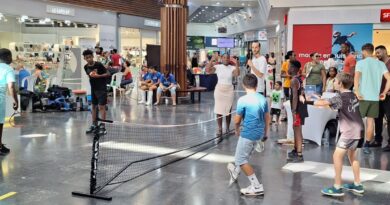 Le public à la rencontre des clubs de sports à Family Plaza