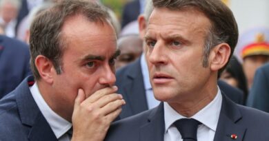 Lecornu prend ses fonctions et promet des "ruptures"