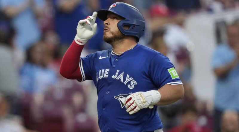 Les Blue Jays frappent cinq circuits dans leur victoire contre les Reds