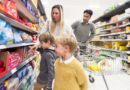 Les enfants ont le droit de mettre un paquet de gâteaux dans le caddie s'ils y sont sages ! » Vrai / Faux ? - ici