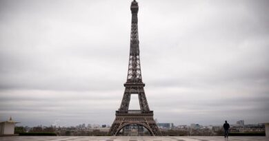 Les noms de femmes scientifiques bientôt inscrits sur la tour Eiffel