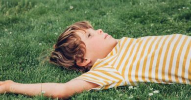 Les secrets des enfants: comment, pour les parents, distinguer un silence serein d’un silence souffrant - Le Temps
