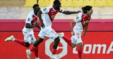 Ligue 1: l'OM craque à dix à Lyon, Monaco s'impose dans la douleur