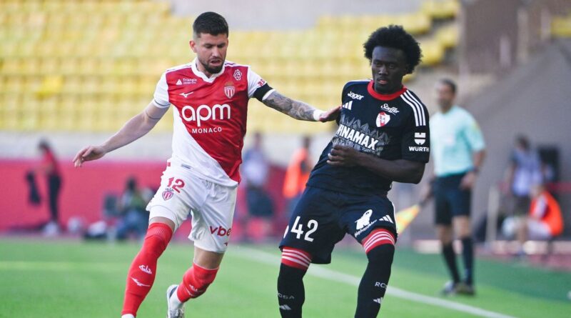 Ligue 1 : les Strasbourgeois se heurtent au rocher Monégasque, défaite 3-2 - ici