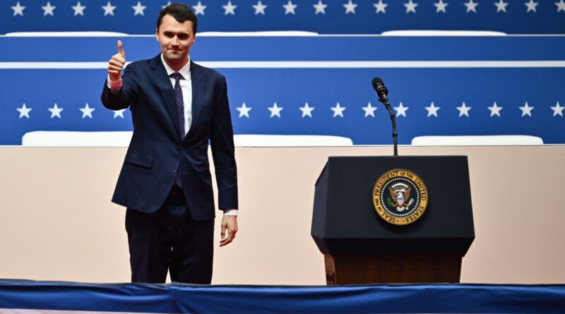 L’influenceur conservateur américain Charlie Kirk blessé par balle