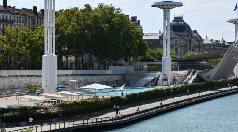 Lyon : agression au couteau sur les berges du Rhône, deux jeunes blessés