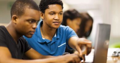 Malgré un taux d'emploi globalement stable, la situation des jeunes se dégrade
