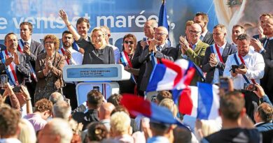 Marine Le Pen prête à se « sacrifier » pour « l’alternance »