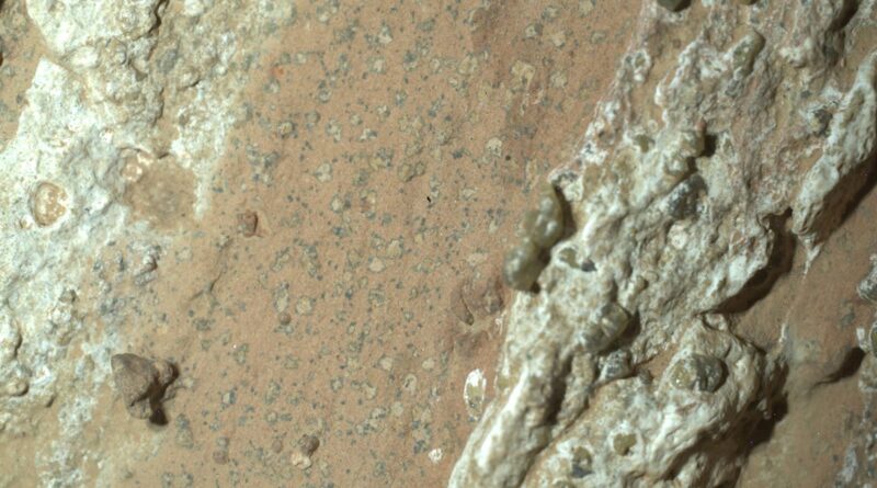 Mars : les nouveaux résultats de la NASA démontrent-ils des signes de vie passée ?