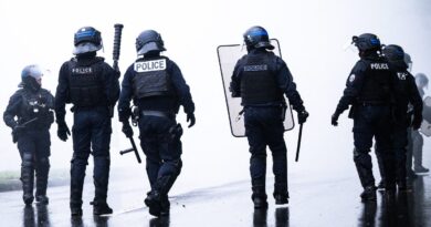 Mobilisation « Bloquons tout » : quelles ont été les techniques policières employées ?