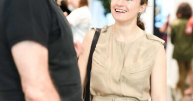 Mode. Cinq anecdotes sur Chloé Malle, la Française qui remplace Anna Wintour à la tête de "Vogue" US