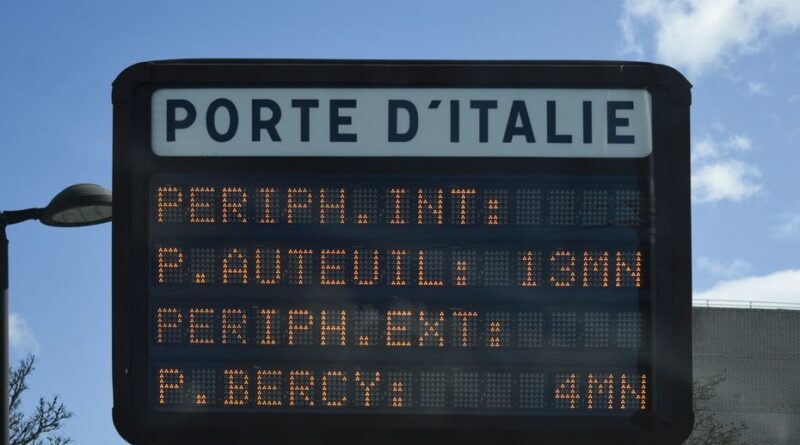 Mouvement du 10 septembre : "Bloquons Paris porte par porte et mur par mur", un appel à encercler la capitale
