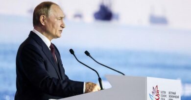 N'importe quelle force occidentale en Ukraine sera une "cible légitime" pour l'armée russe, prévient Vladimir Poutine